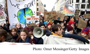 Academics back UK schools&#039; climate change strikes (The Guardian - 20190213)