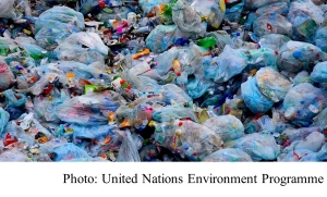 New report offers global outlook on efforts to beat plastic pollution (UNEP - 20180605)